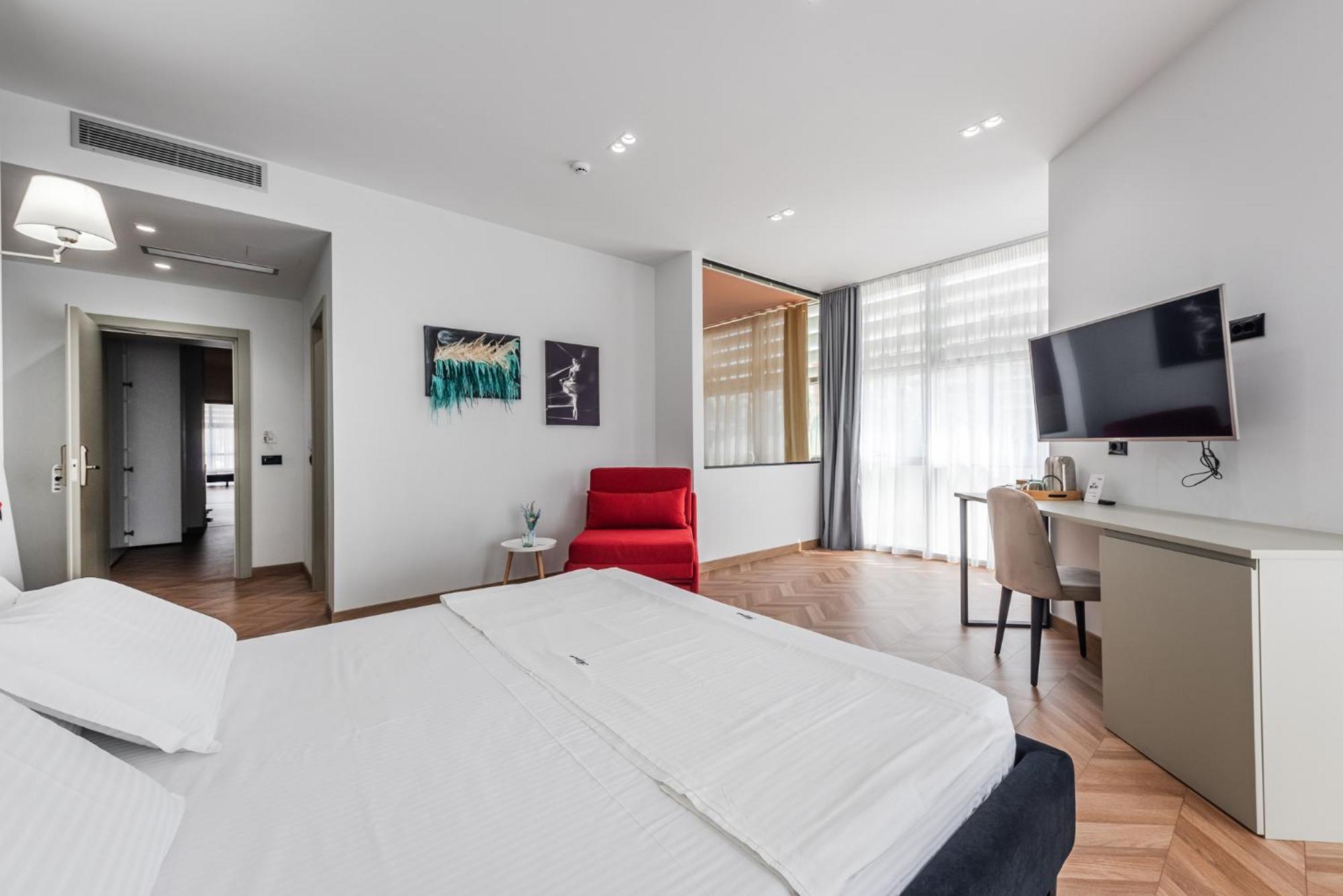 Polifonia City Loft By Kondo Stays Vlore Exterior photo