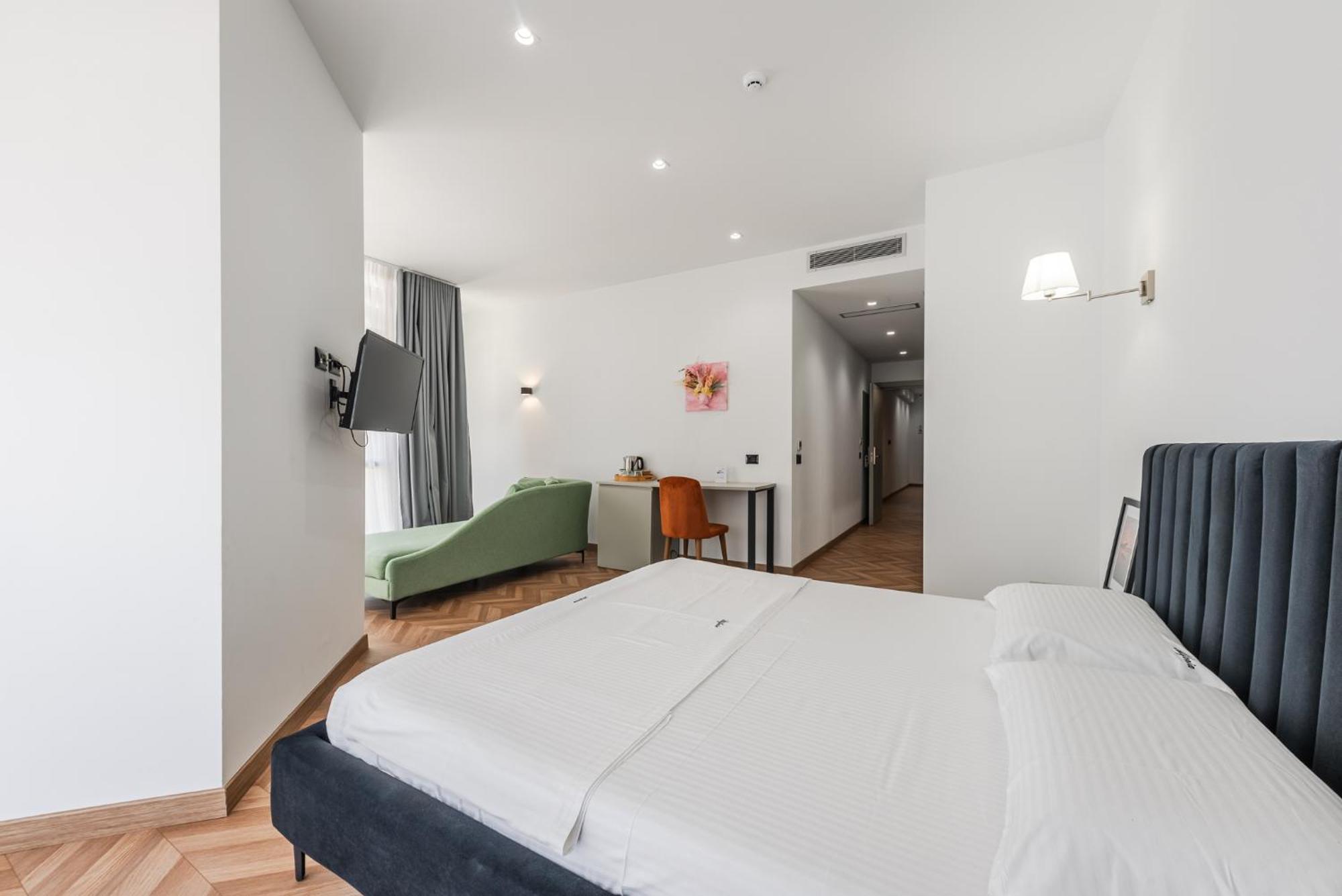Polifonia City Loft By Kondo Stays Vlore Exterior photo